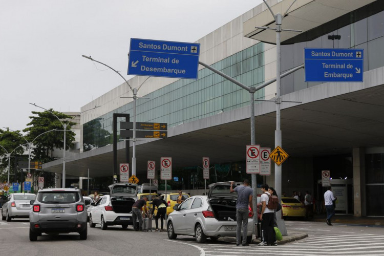 Governo anuncia reforma no Aeroporto Santos Dumont