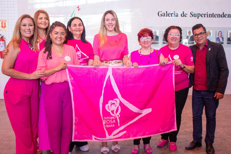 FORTALEZA, CEARÁ, BRASIL, 04-10-2023: Vice Governadora Jade Romero e Secretária Mariana Maia em abertura da campanha do Outubro Rosa. (Foto: Samuel Setubal/ O Povo)