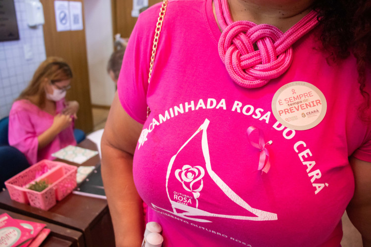 FORTALEZA, CEARÁ, BRASIL, 04-10-2023: Vice Governadora Jade Romero e Secretária Mariana Maia em abertura da campanha do Outubro Rosa. (Foto: Samuel Setubal/ O Povo)