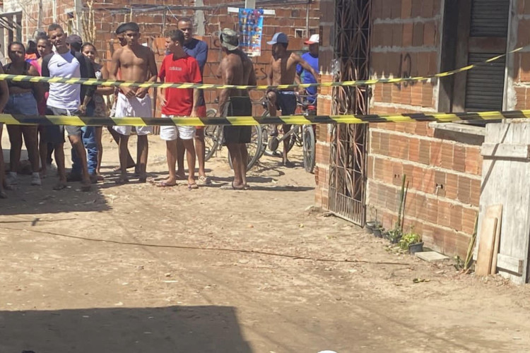 Carine e Ítalo foram mortos no bairro Álvaro Weyne, em Fortaleza 