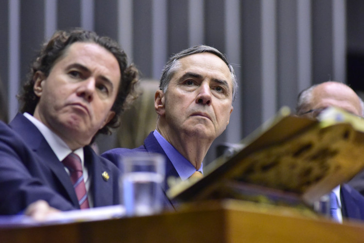 Ministro Luís Roberto Barroso discursou durante sessão em homenagem aos 35 anos da Constituição Federal de 1988