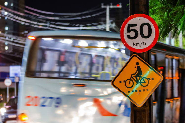 Avenida 13 de maio é uma das vias com velocidade máxima de 50 kim/h