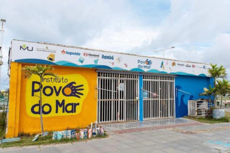 Instituto Povo do Mar realiza traballho social no bairro Vicente Pinzon