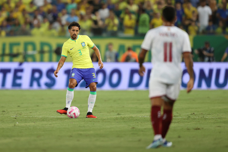 Zagueiro Marquinhos no jogo Brasil x Venezuela, na Arena Pantanal, pelas Eliminatórias da Copa