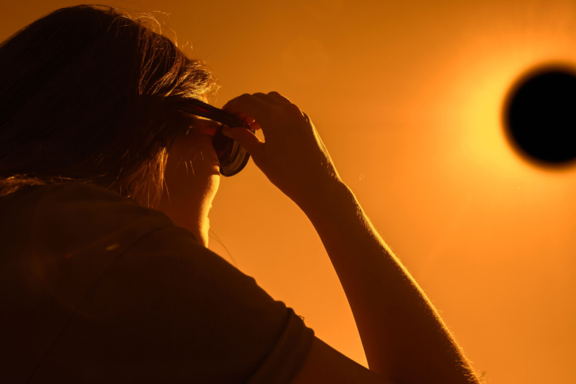 Eclipse solar anular ocorre hoje e pode ser visto de forma parcial e