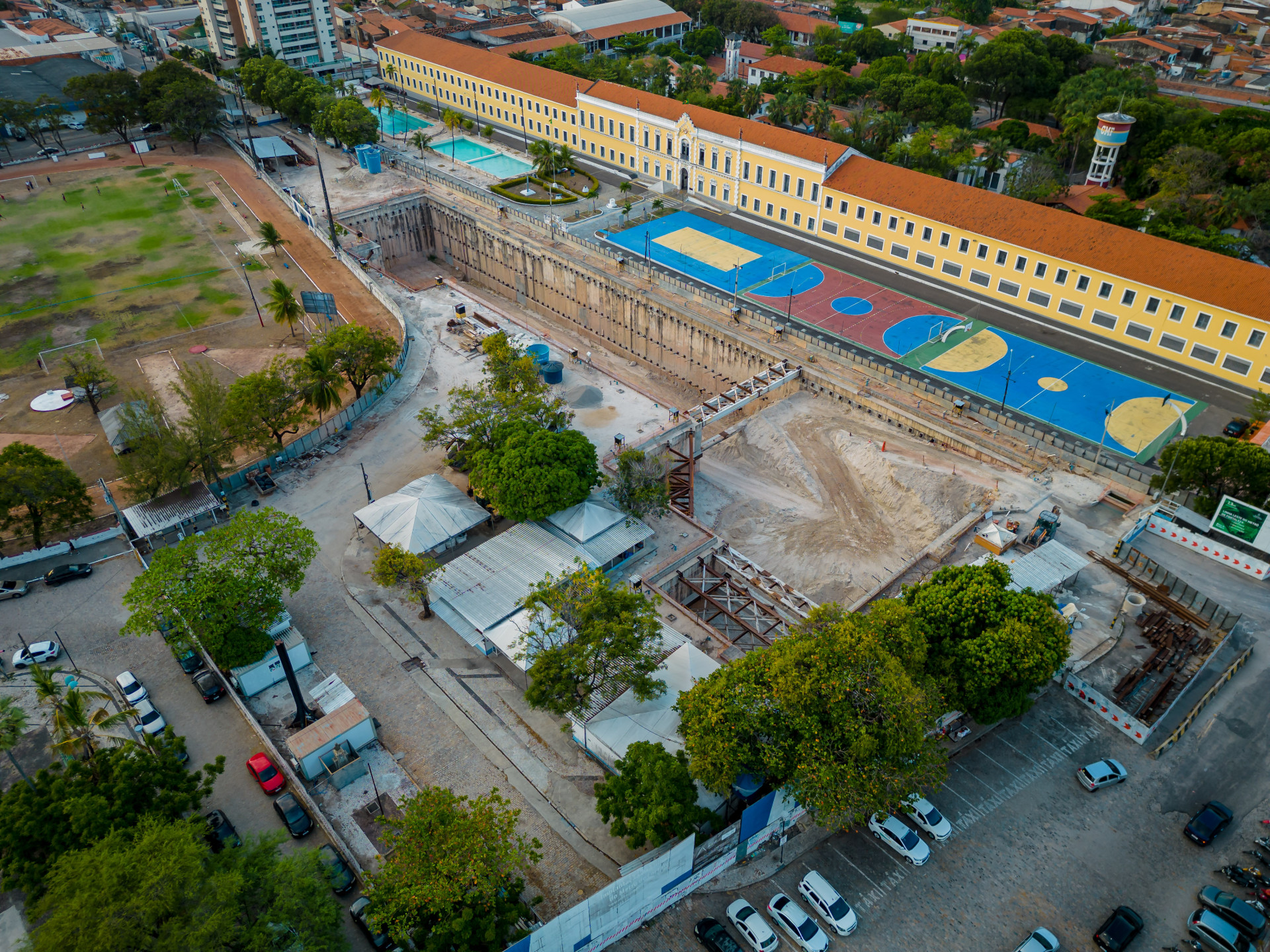 Obras da Linha Leste do Metrô de Fortaleza (Foto: AURÉLIO ALVES)