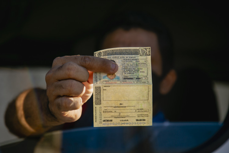 A gratuidade na renovação da CNH para motoristas idosos está em debate no País