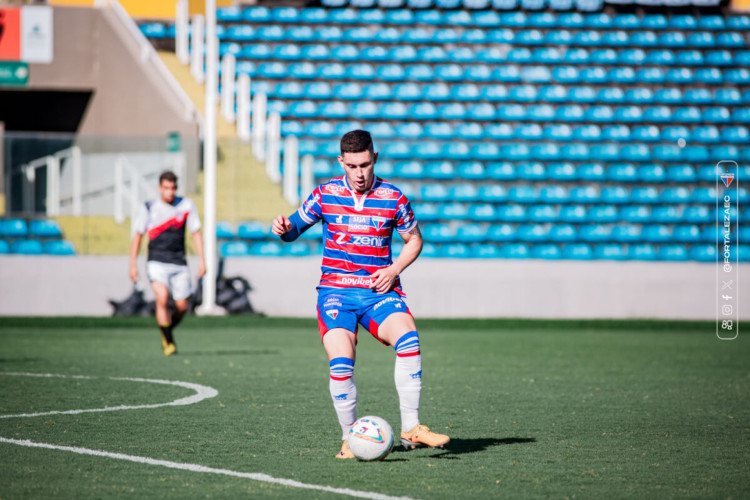 Fabrício está entre os relacionados do Fortaleza para a disputa da Copa Atlântico Sub-19 2023