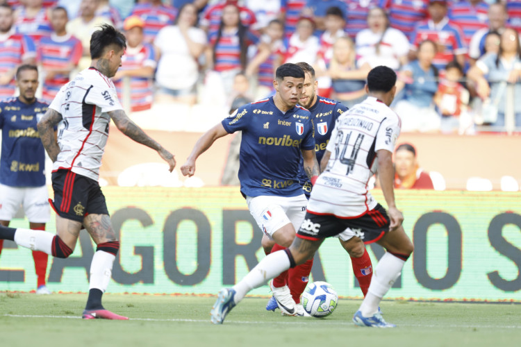 Machuca, do Fortaleza, durante jogo contra o Flamengo, pela Série A 2023