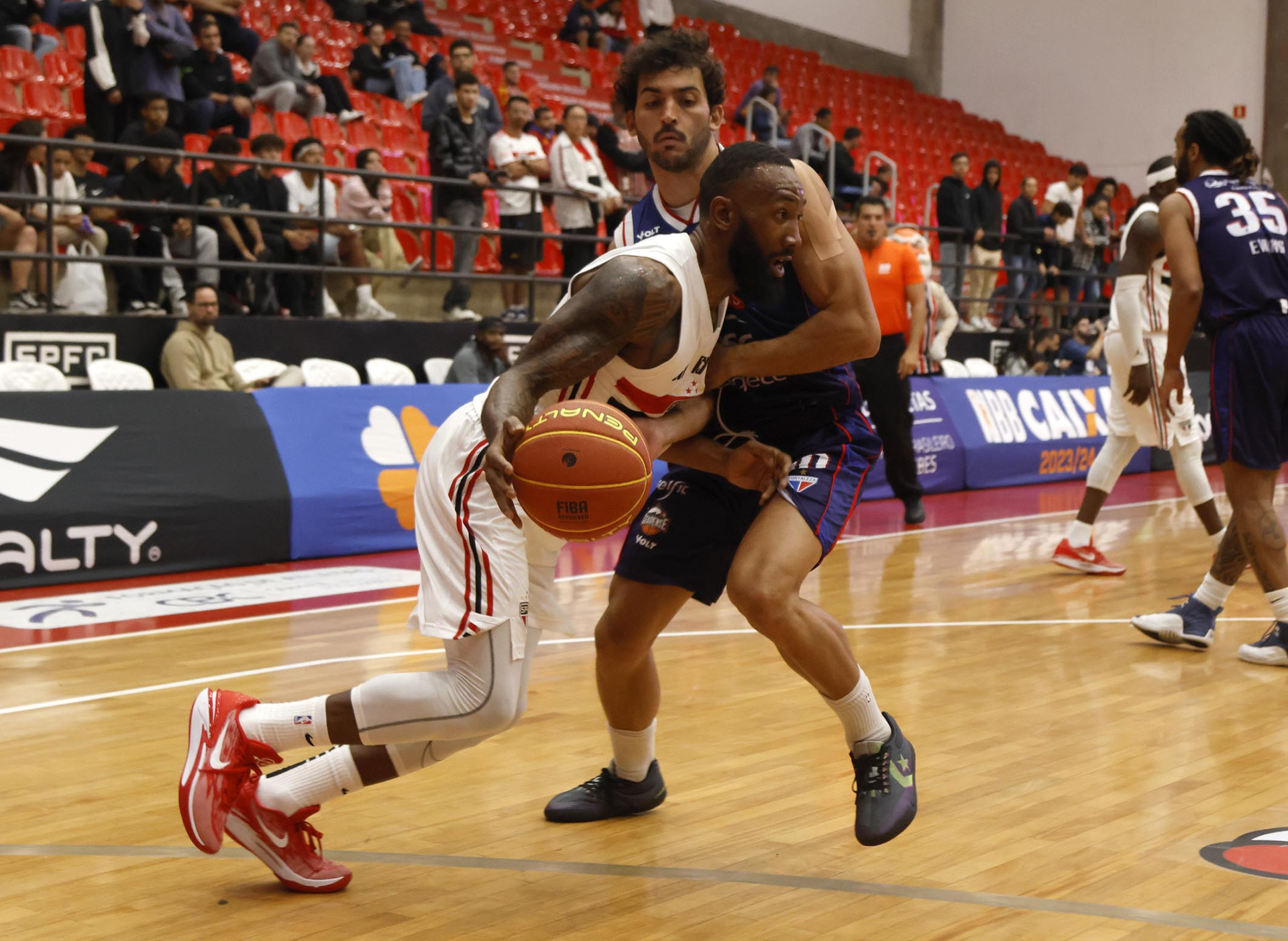 NBB 2022/23: São José e Fortaleza Basquete Cearense vencem seus jogos no  dia 21 de novembro 