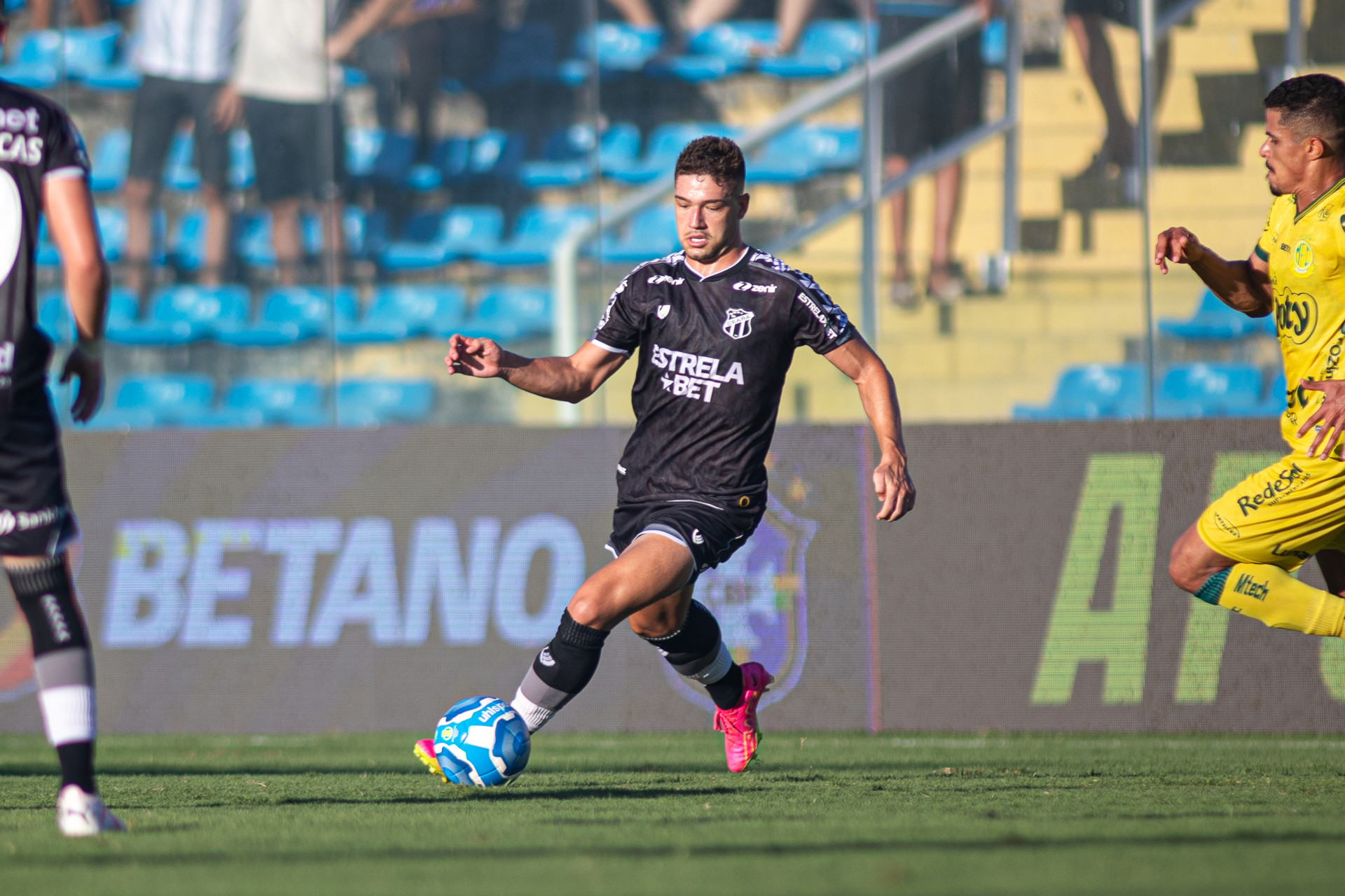 Bissoli no jogo Ceará x Mirassol, no PV, pelo Campeonato Brasileiro Série B 2023 (Foto: Felipe Santos/Ceará SC)