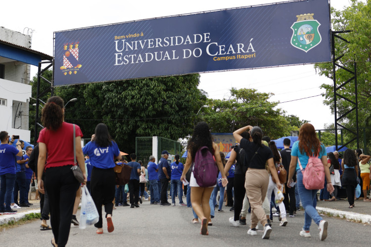 ￼Entrada do campus do Itaperi, da Uece