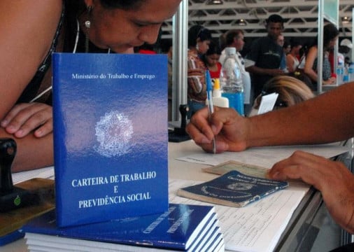 Acre, Ceará e Pernambuco apresentam as menores desigualdades salariais entre mulheres e homens