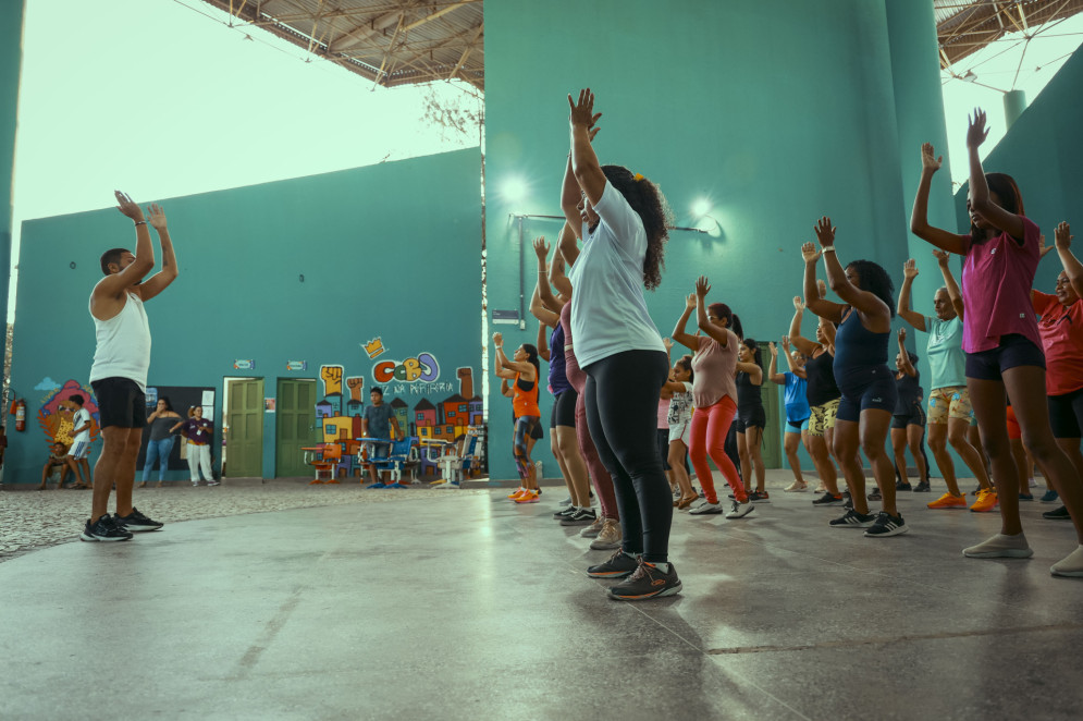 Jovens ensaiam para o festival do Centro Cultural Bom Jardim que acontece neste mês de dezembro de 2023(Foto: FCO FONTENELE)