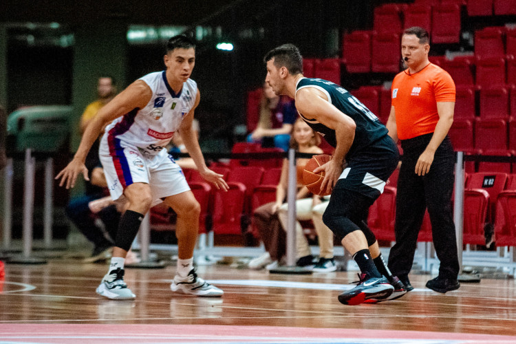 Caxias do Sul Basquete terá sequência de três jogos em casa pelo