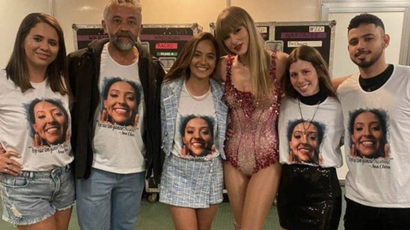 Familiares de Ana Clara Benevides com Taylor Swift 