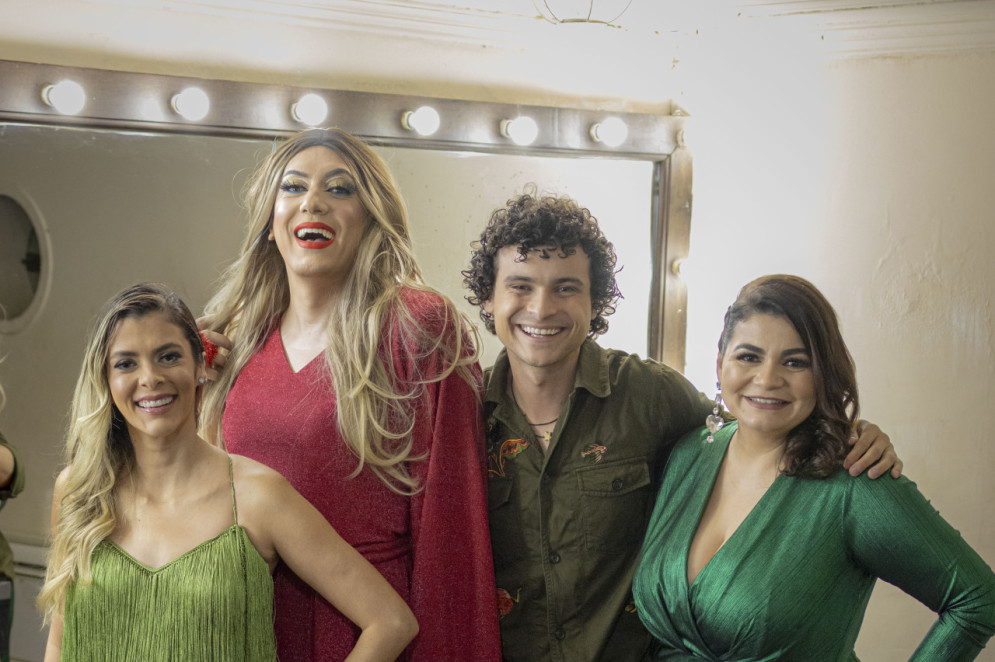 Max Petterson, Mila Costa, Morgana Camila e Denis Lacerda apresentam espetáculo (Foto: AURÉLIO ALVES)