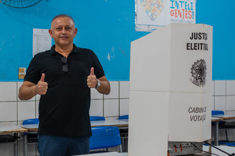 Eleição suplementar para vereador de Alto Santo. Na foto, o prefeito de Alto Santo, José Joeni Holanda     