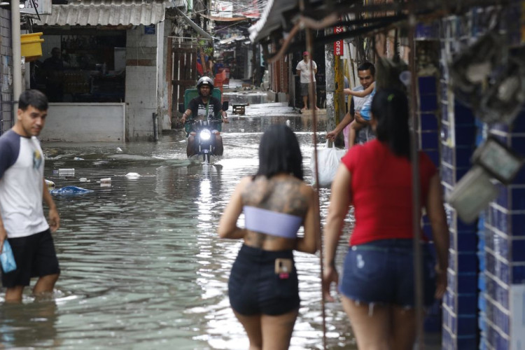 Maioria da população já sofreu com eventos climáticos extremos