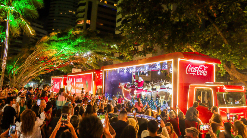 Caravana de Natal da Coca-Cola chega ao Ceará