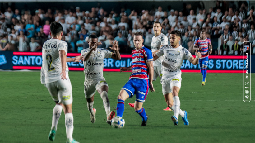 Fortaleza e Santos duelaram na Vila Belmiro pela 38ª rodada da Série A do Campeonato Brasileiro 2023