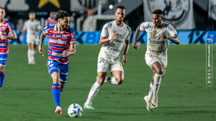 Calebe em atuação contra o Santos pela Série A do Campeonato Brasileiro 2023 na Vila Belmiro