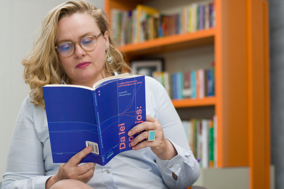 ￼GRAZIELLE ALBUQUERQUE é jornalista e cientista política, pesquisadora do sistema de Justiça(Foto: Samuel Setubal)