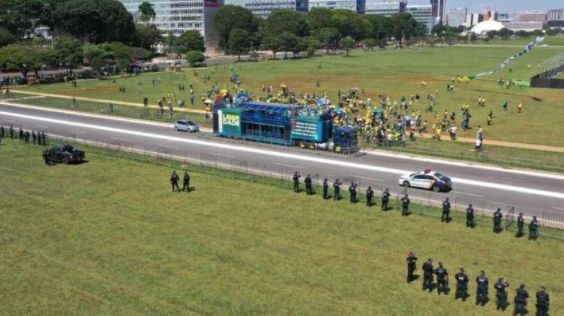 ￼Ato em Brasília contra indicação de Flávio Dino teve pouca adesão neste domingo