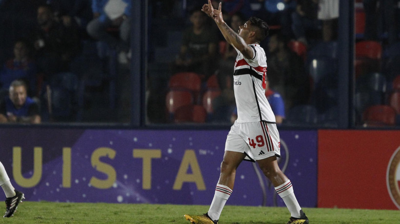 Erison marcou três gols e contribuiu com uma assistência pelo São Paulo