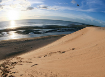 Praia, mar, sol o ano todo... Essas podem ser as primeiras imagens quem vêm à cabeça quando escutamos o nome do Ceará.