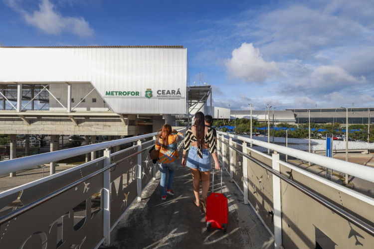 Fortaleza, CE, BR 21.12.23 -  Entrega da passarela do VLT no Aeroporto de Fortaleza  (Fco Fontenele/OPOVO)