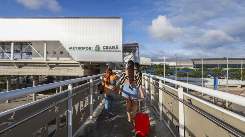 Fortaleza, CE, BR 21.12.23 -  Entrega da passarela do VLT no Aeroporto de Fortaleza  (Fco Fontenele/OPOVO)