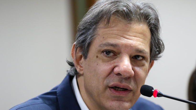 Haddad diz que continuará a buscar déficit zero em 2024