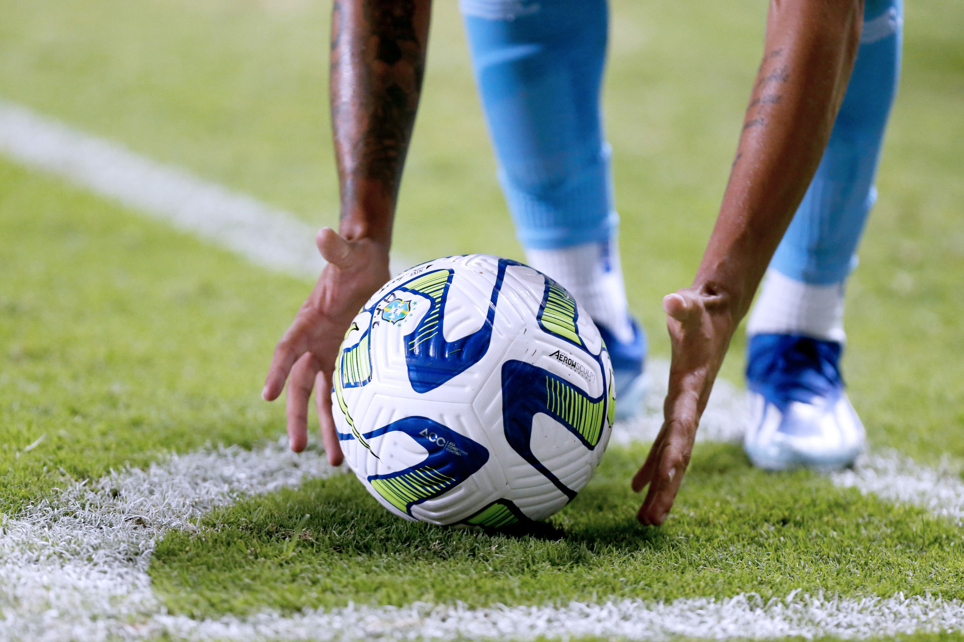 Bola do Campeonato Brasileiro Série A 2023 (Foto: Felipe Oliveira/EC Bahia)