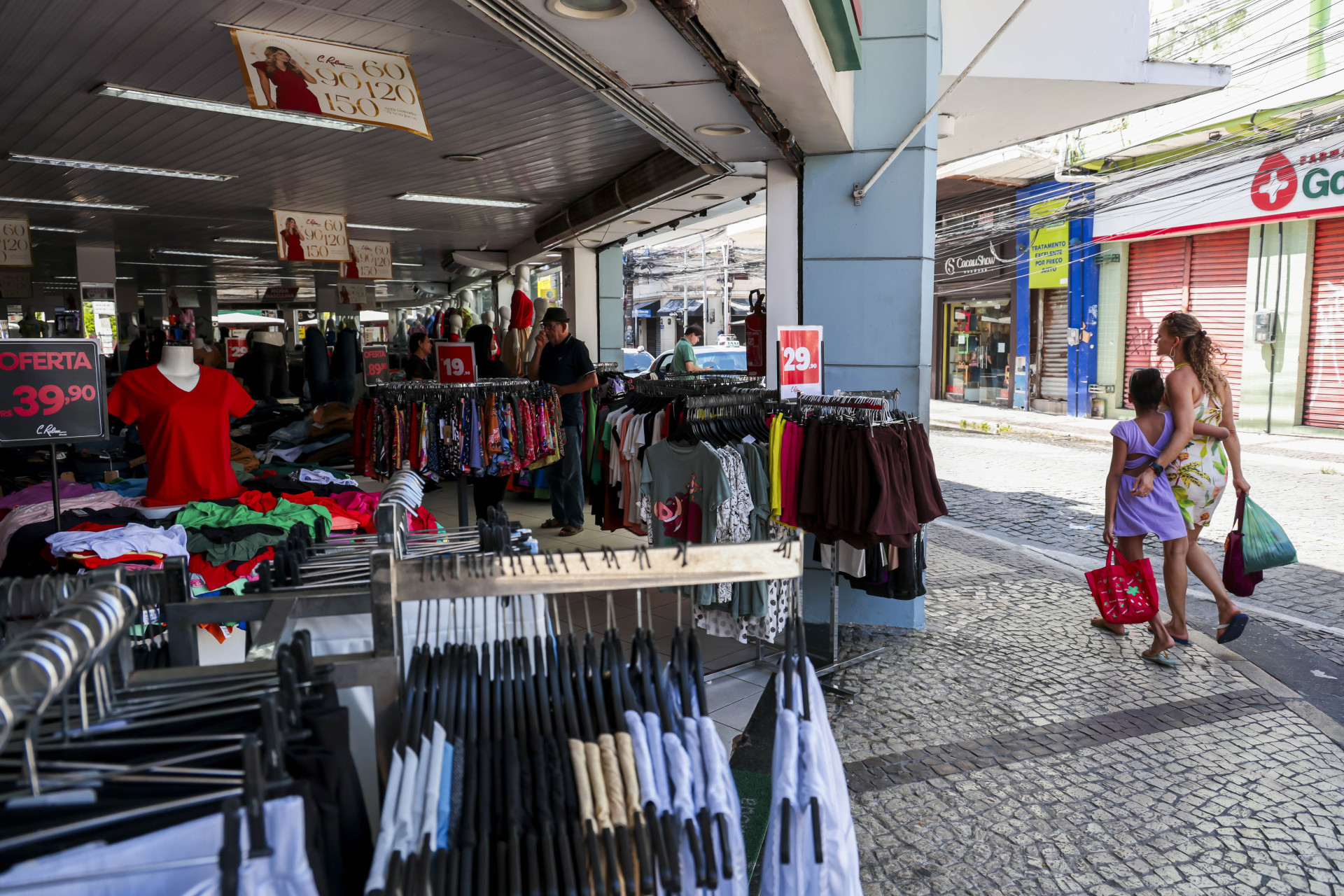 ￼Cartão de crédito lidera os meios de pagamento usado (Foto: FCO FONTENELE)