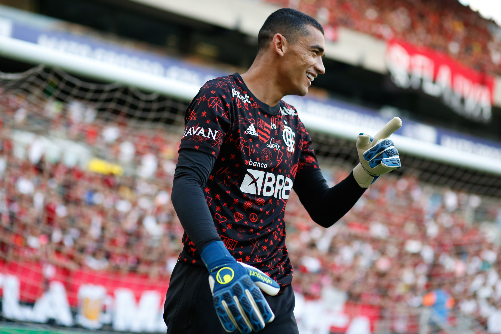 Santos já defendeu Athletico-PR e Flamengo na carreira (Foto: Gilvan de Souza/Flamengo)