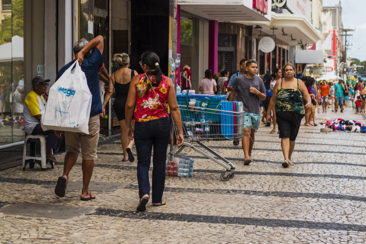 FORTALEZA, CEARÁ, 30-12-2023: Publicado originalmente em novembro de 2023, o texto estabelecia que o acordo coletivo seria requisito para o trabalho aos domingos e feriados por funcionários do comércio 