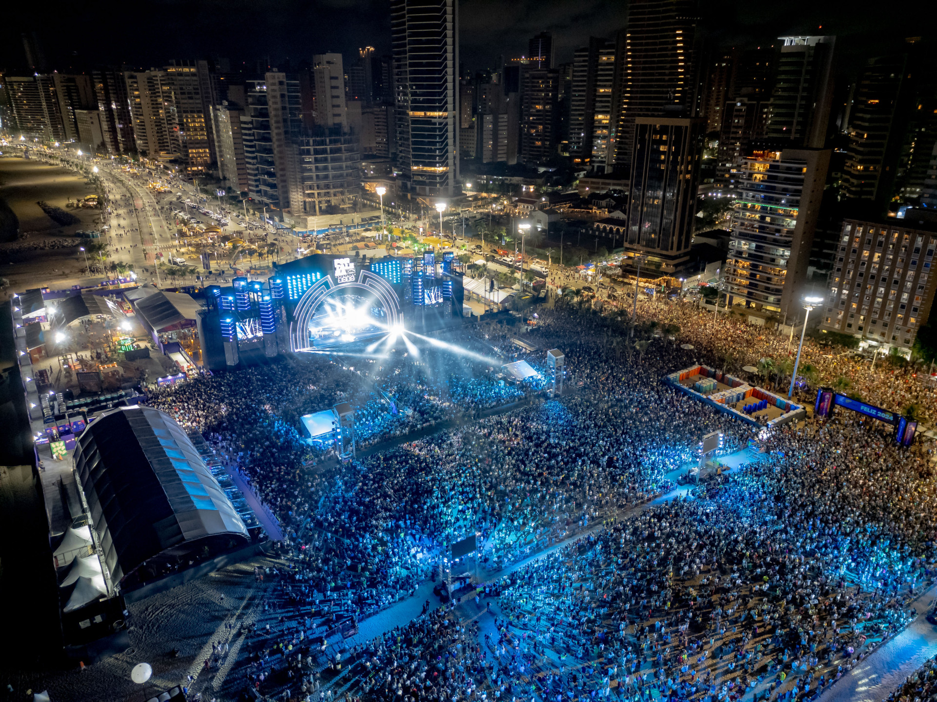 Programação de Réveillon em três dias, foi realizada pela primeira vez na passagem de 2023 para 2024 (Foto: AURÉLIO ALVES)