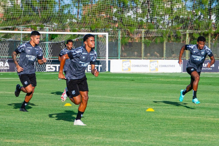 Jogadores do Ceará iniciaram pré-temporada em Porangabuçu nesta terça-feira, 2. 