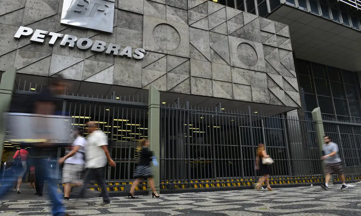 Prova de concurso da Petrobras será aplicada em 35 cidades; veja lista