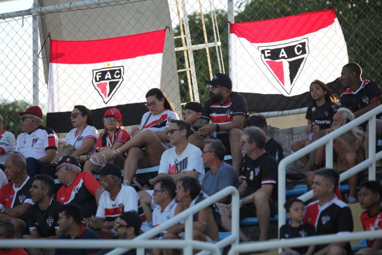 FORTALEZA, CEARÁ, BRASIL, 06.01.2024: Jogo eliminatória da Copa do Nordeste Ferroviario vs Asa. estádio Presidente |Vargas.