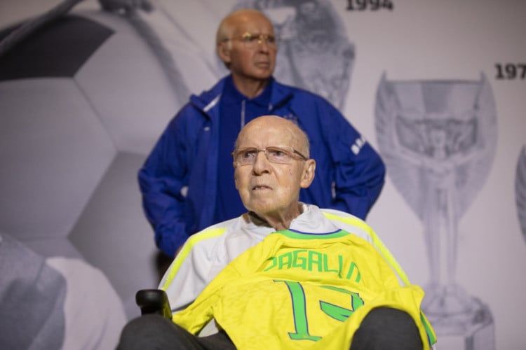 Zagallo com a camisa da seleção brasileira