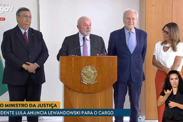 Flávio Dino, Lula, Ricardo Lewandowski e Janja