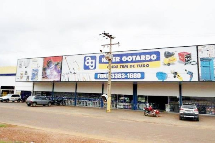 Hiper Mercado Gotardo condenado por obrigar funcionários a usarem camisa com slogan de Bolsonaro