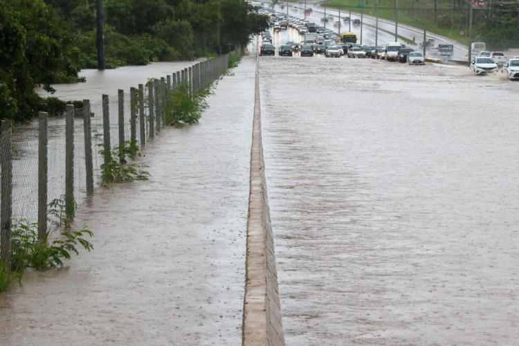 Distrito Federal sob estado de emergência por causa das chuvas