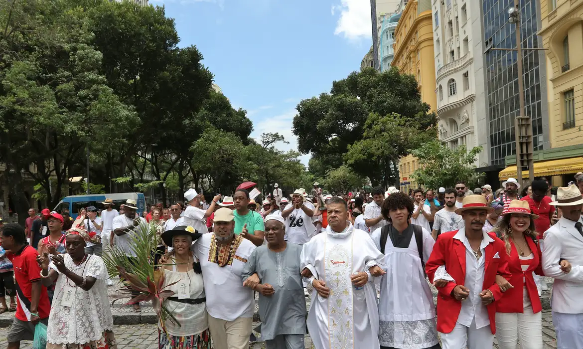 Saiba o que é importante ao abordar diversidade religiosa nas escolas