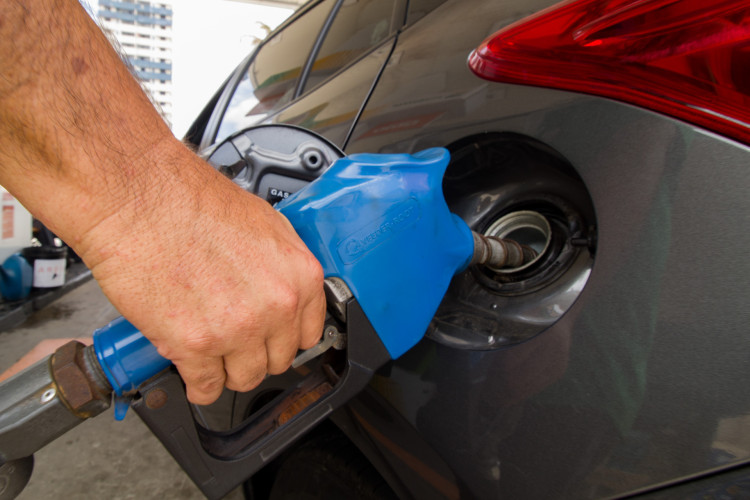 Gasolina no Estado pode ser encontrada por R$ 6,49