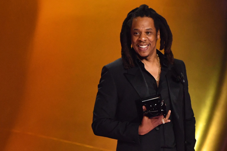 Jay-Z critica Grammy em discurso de agradecimento após homenagem