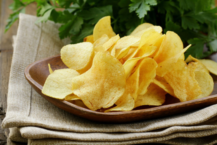 Batata chips (Imagem: Dream79 | Shutterstock)