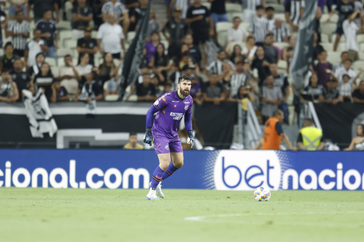 Fernando Miguel no jogo Ceará x Caucaia, no Castelão, pelo Campeonato Cearense 2024